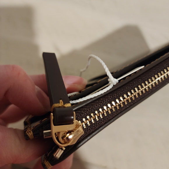 Tory Burch Brown Leather Card Holder - Picture 6 of 11